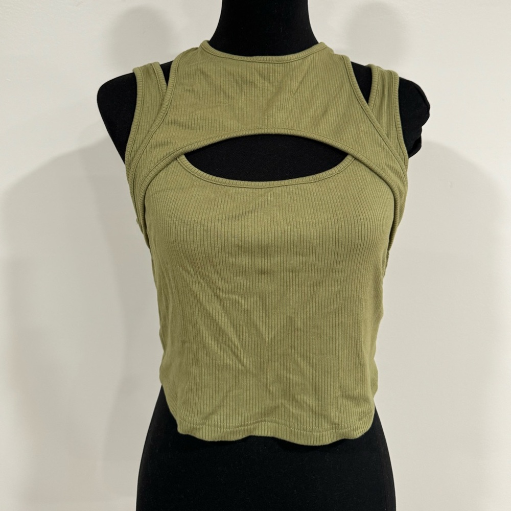 SHEIN || Cute Green Top